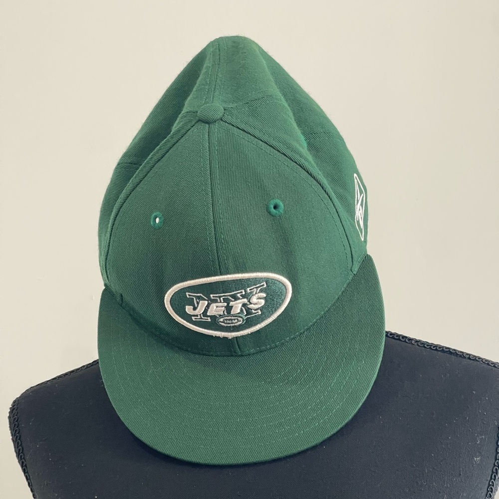 NFL On Field 7 5/8‎ Green Jets Baseball Cap (Has Hole as Shown) 220